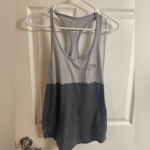 Women’s Nike dry-fit tank top